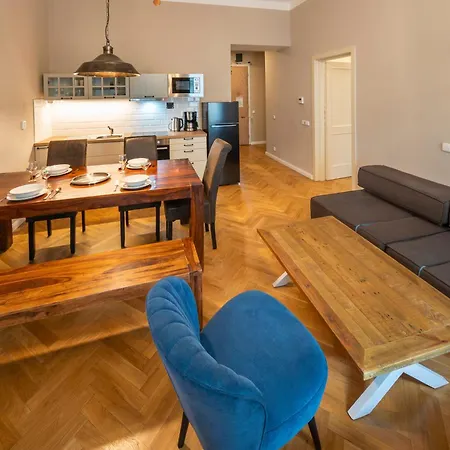 Apartman Downtown - 2 Zborovska