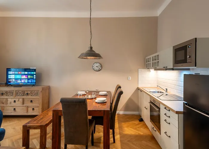 1 Bed Flat - Sleeps 5 - Parking - Wifi Apartmán