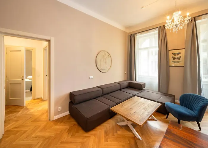 Apartmán 1 Bed Flat - Sleeps 5 - Parking - Wifi *